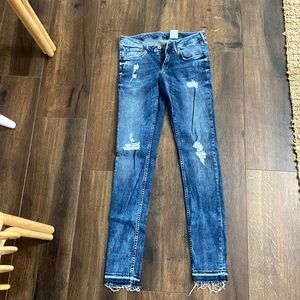 H&M super skinny low waist jeans